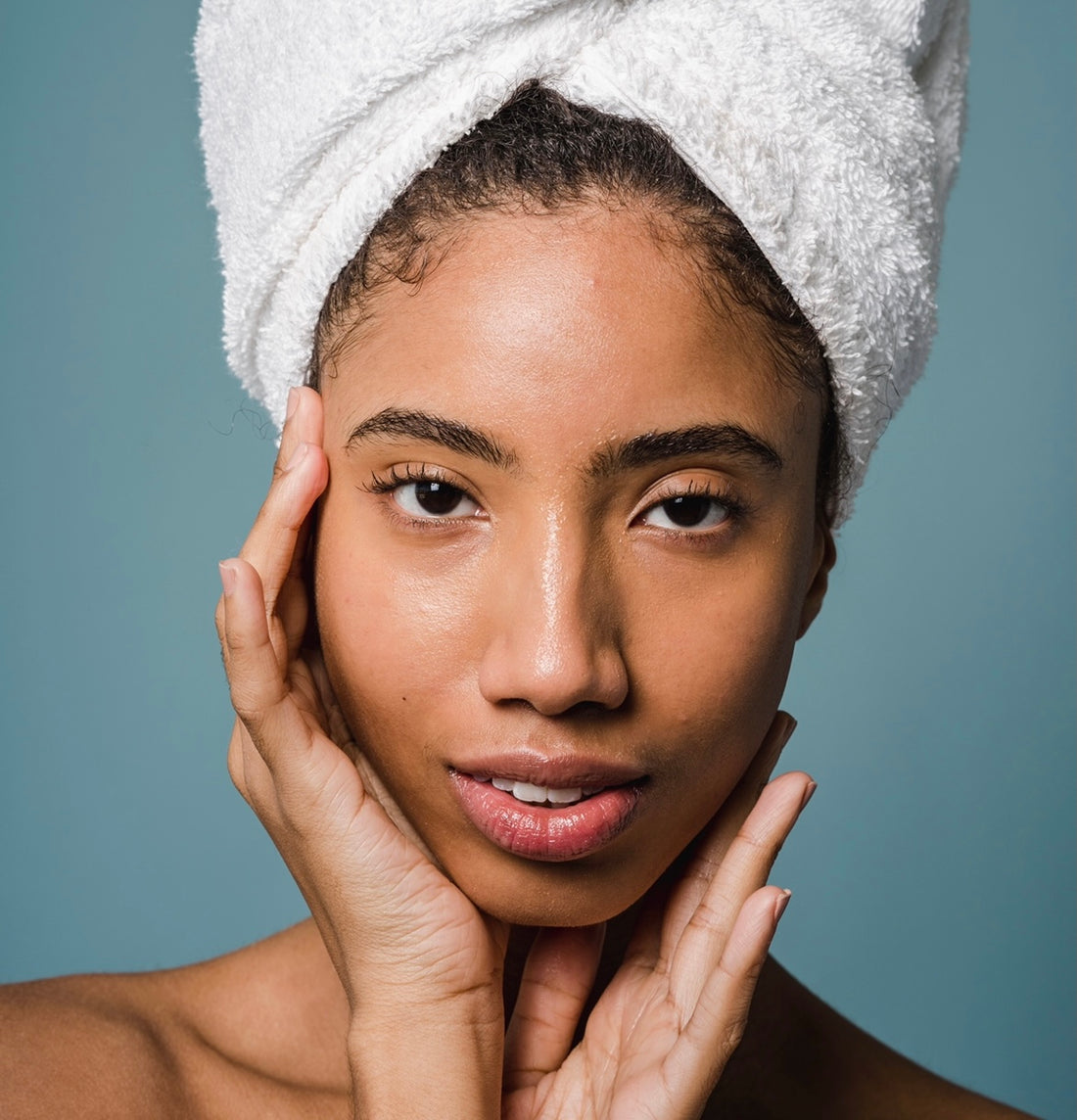 DIY Turmeric + Honey Face Mask